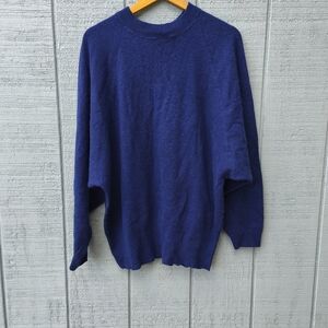 90s Moods by Krizia Angora Lambswool Oversized Sweater Pearl Accent sz M Navy